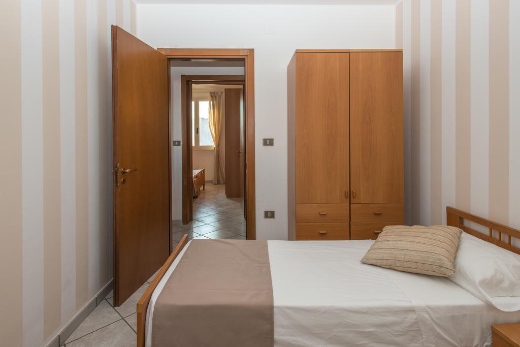 Blu Side Hotel & Residence Torre San Giovanni Buitenkant foto