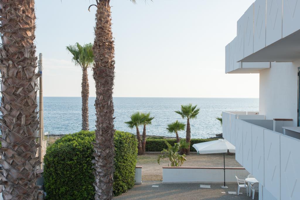 Blu Side Hotel & Residence Torre San Giovanni Buitenkant foto