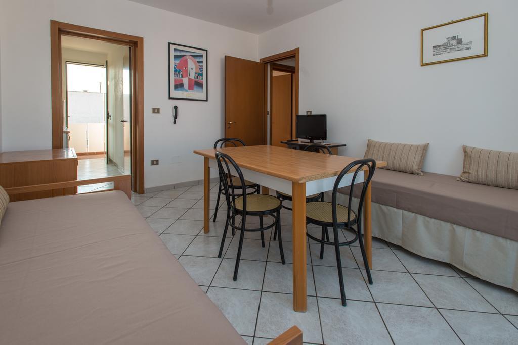 Blu Side Hotel & Residence Torre San Giovanni Buitenkant foto