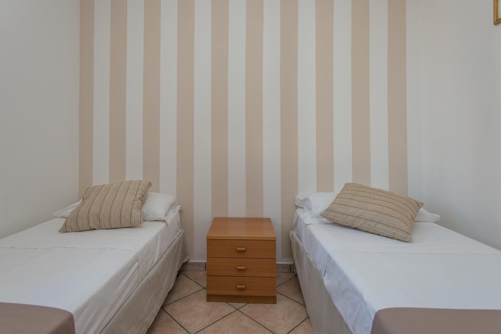 Blu Side Hotel & Residence Torre San Giovanni Buitenkant foto